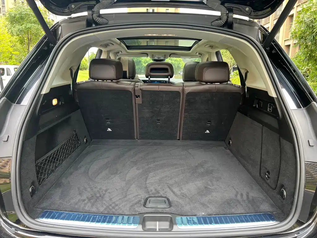 Mercedes-Benz GLE (Import) — миниатюра 20