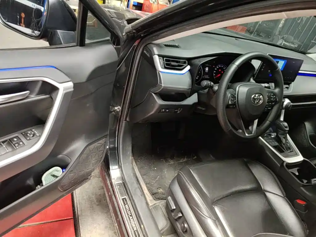 Toyota Wildlander — миниатюра 16