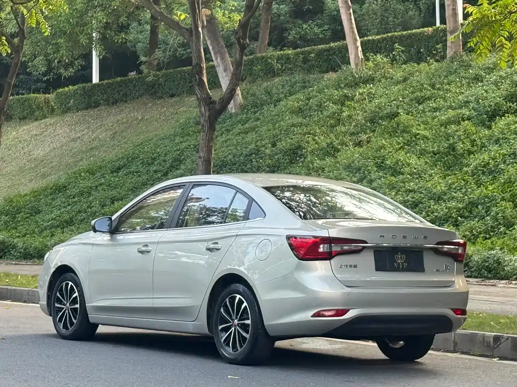 Roewe i5 — миниатюра 5