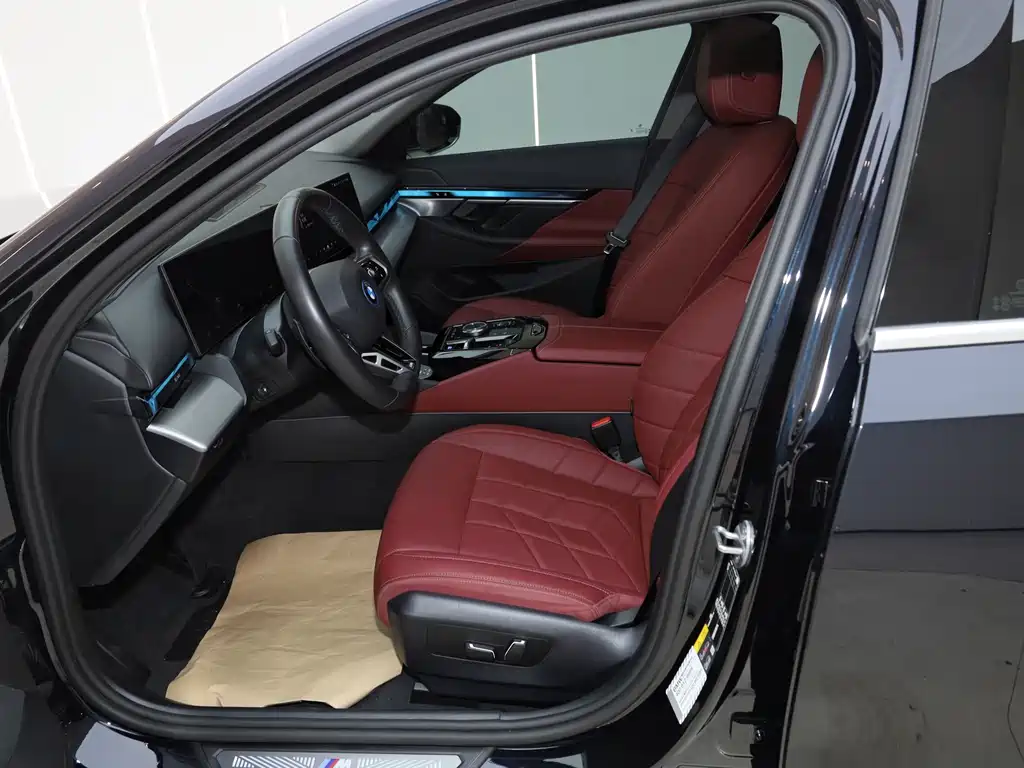 BMW i5 — миниатюра 22