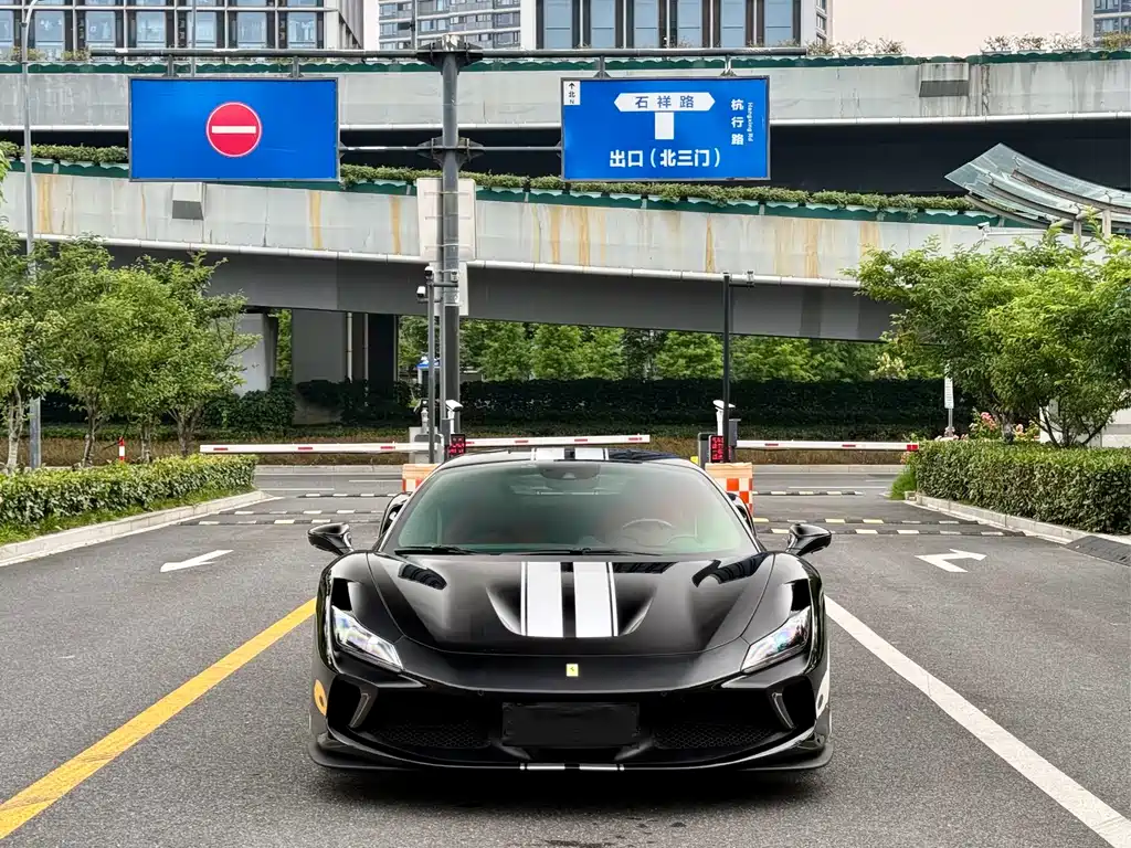 Ferrari F8 2019 Tributo 3.9T V8
