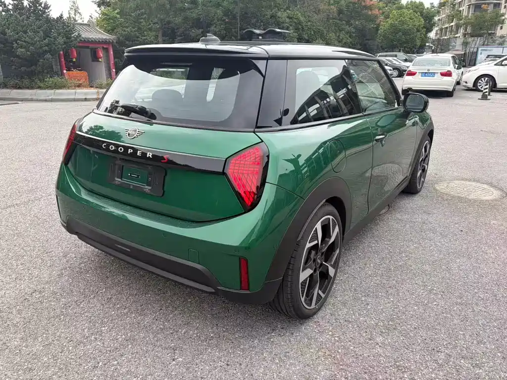 MINI Mini — миниатюра 6