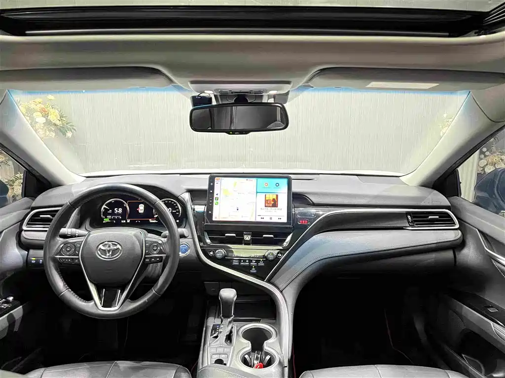 Toyota Camry 2021 2.5HS