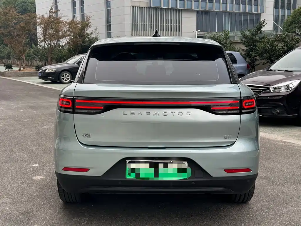Leapmotor Leapmotor C11 — миниатюра 13