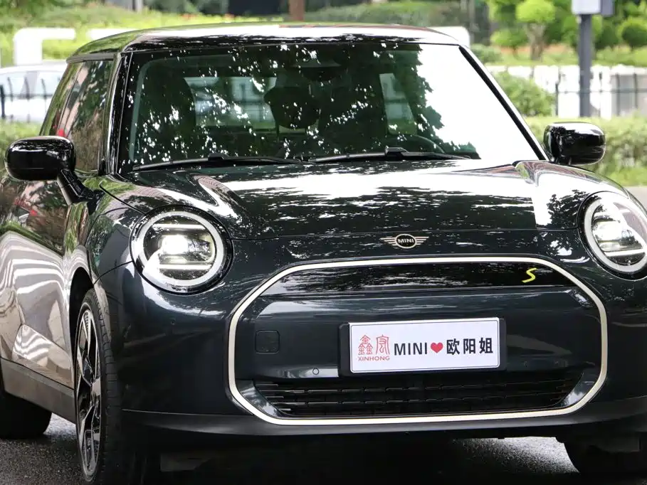 MINI MINI COOPER EV — миниатюра 3