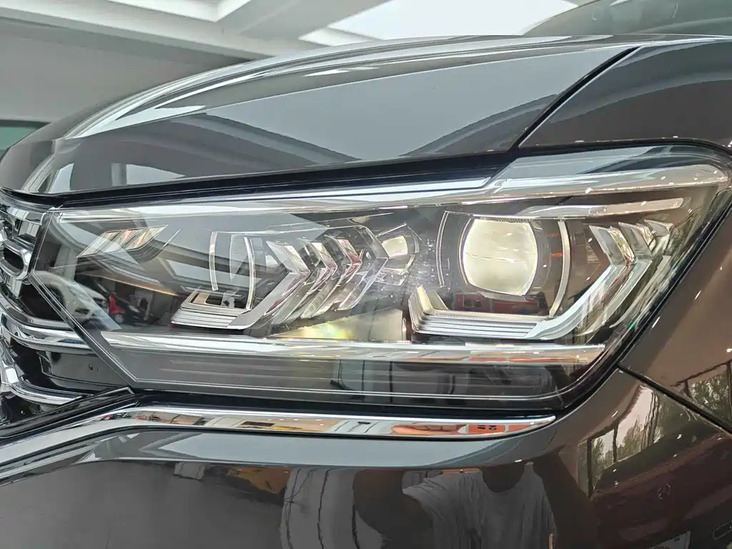 Volkswagen Tayron GTE — миниатюра 19