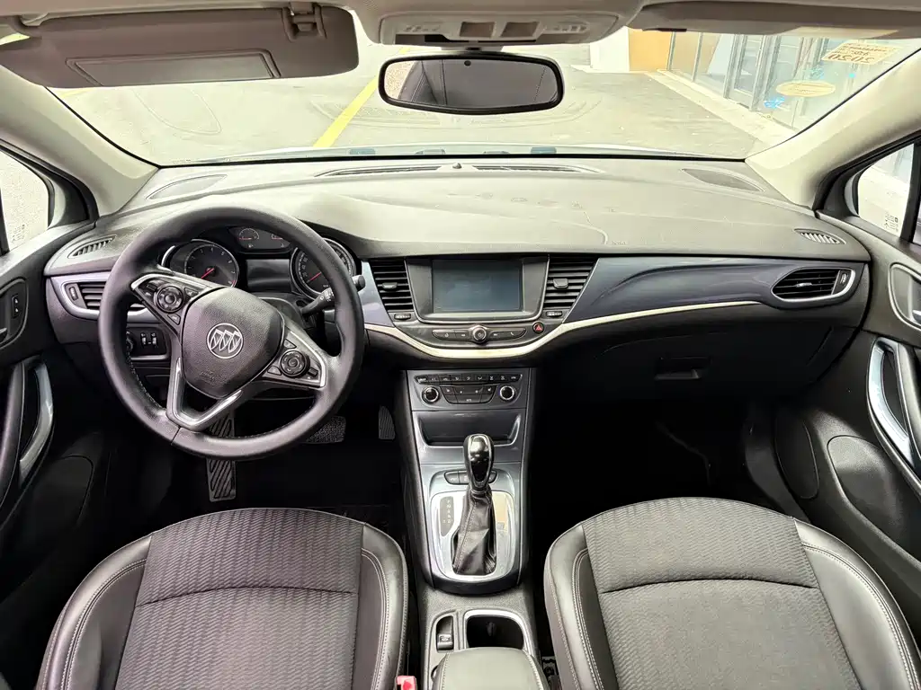 Buick Verano — миниатюра 6