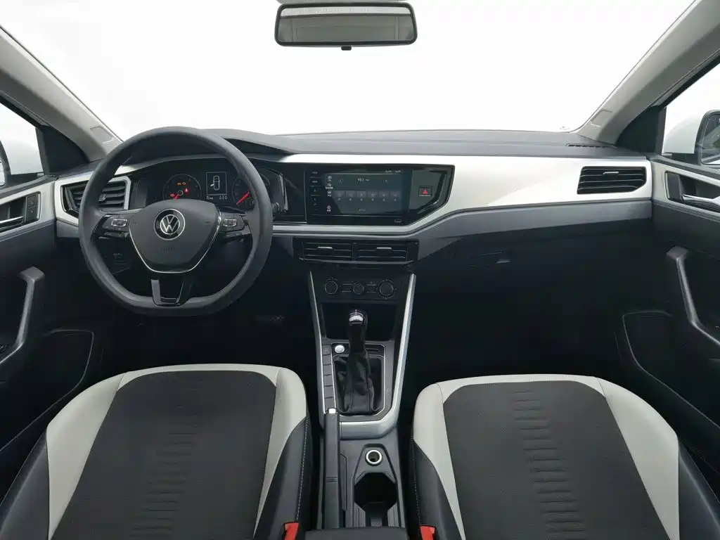 Volkswagen Polo — миниатюра 5