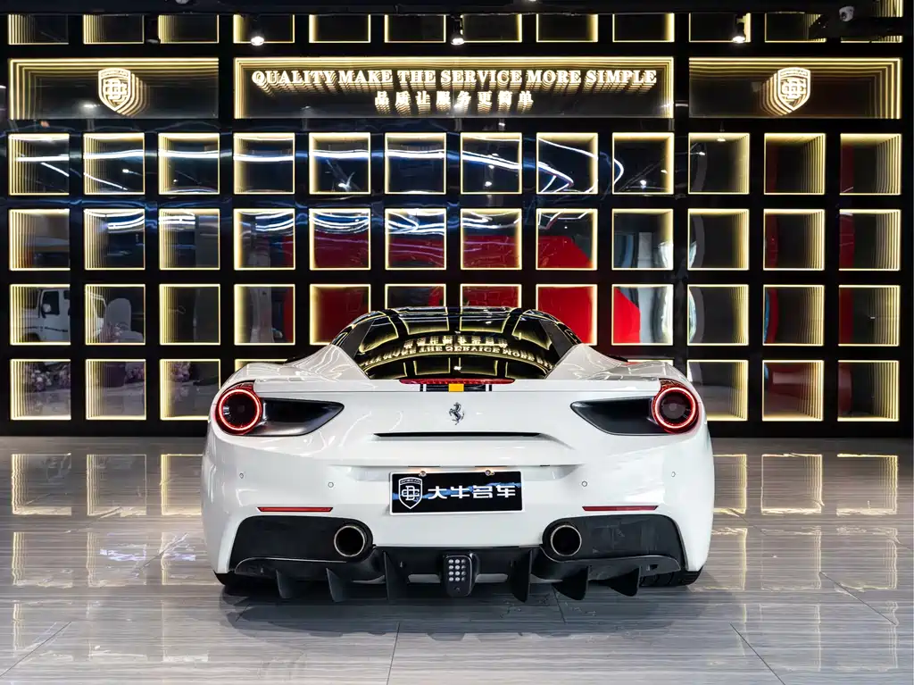 Ferrari 488 — миниатюра 5