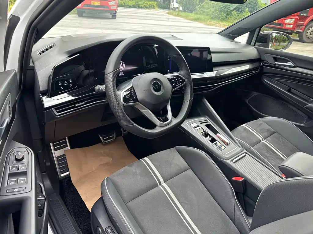 Volkswagen Golf — миниатюра 8