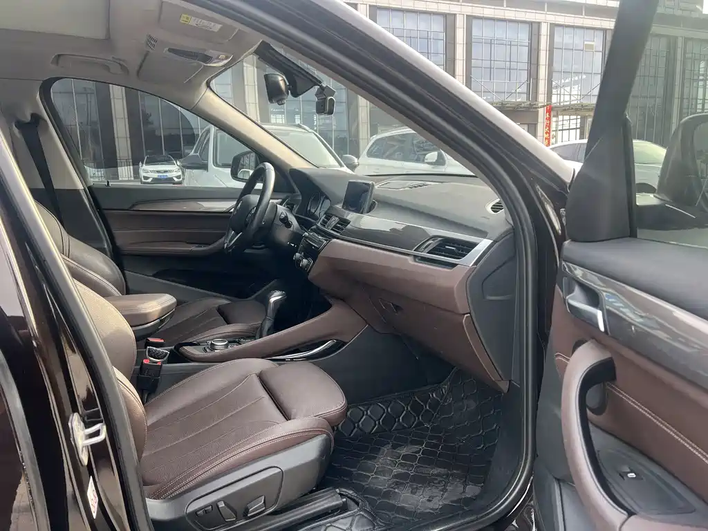 BMW X1 — миниатюра 4