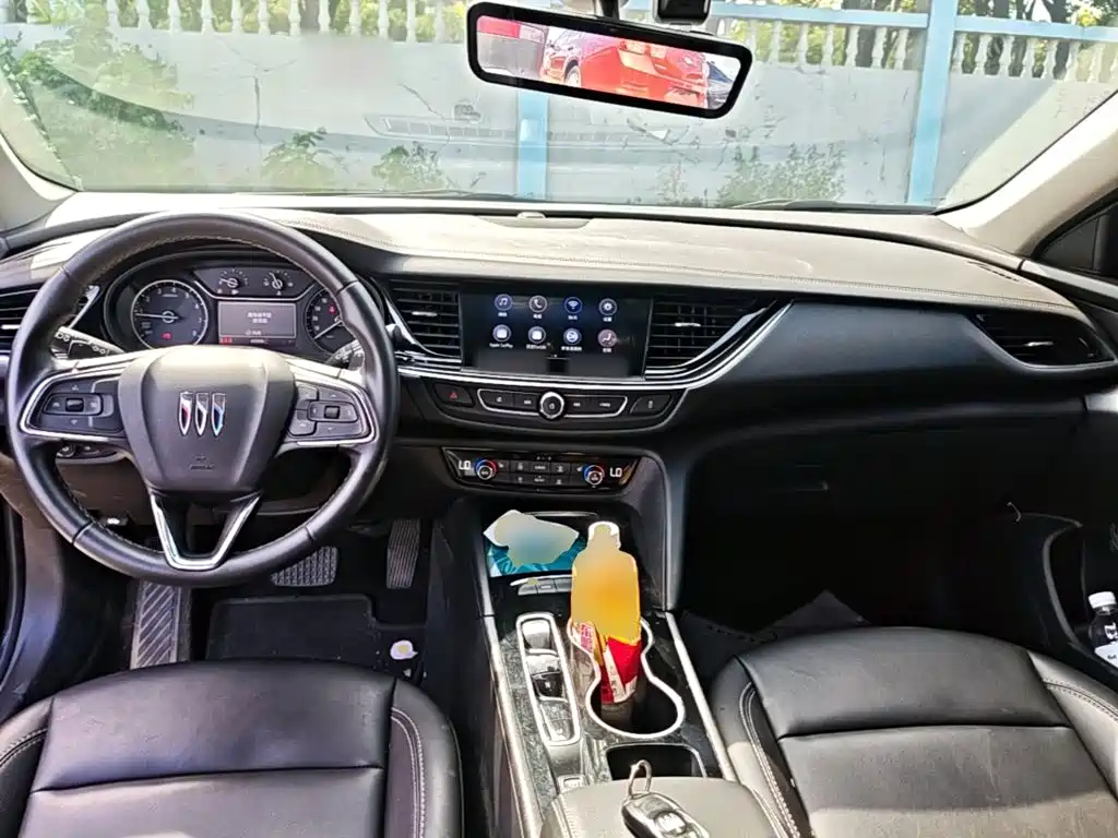Buick Regal — миниатюра 10