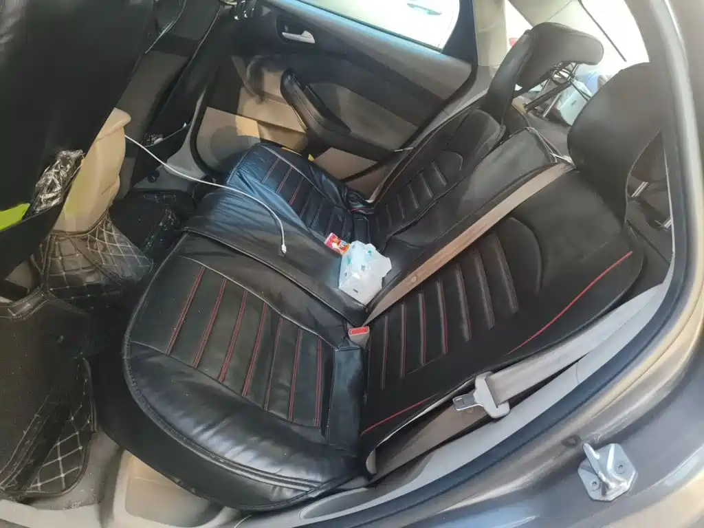 Ford Focus — миниатюра 15