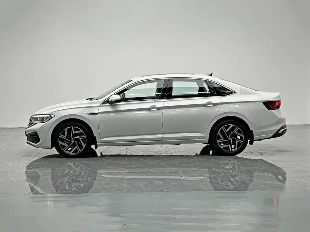 Volkswagen Sagitar — миниатюра 3