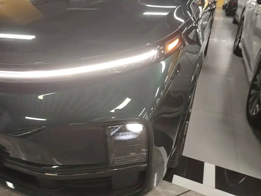 Li Auto Li L8 — миниатюра 24