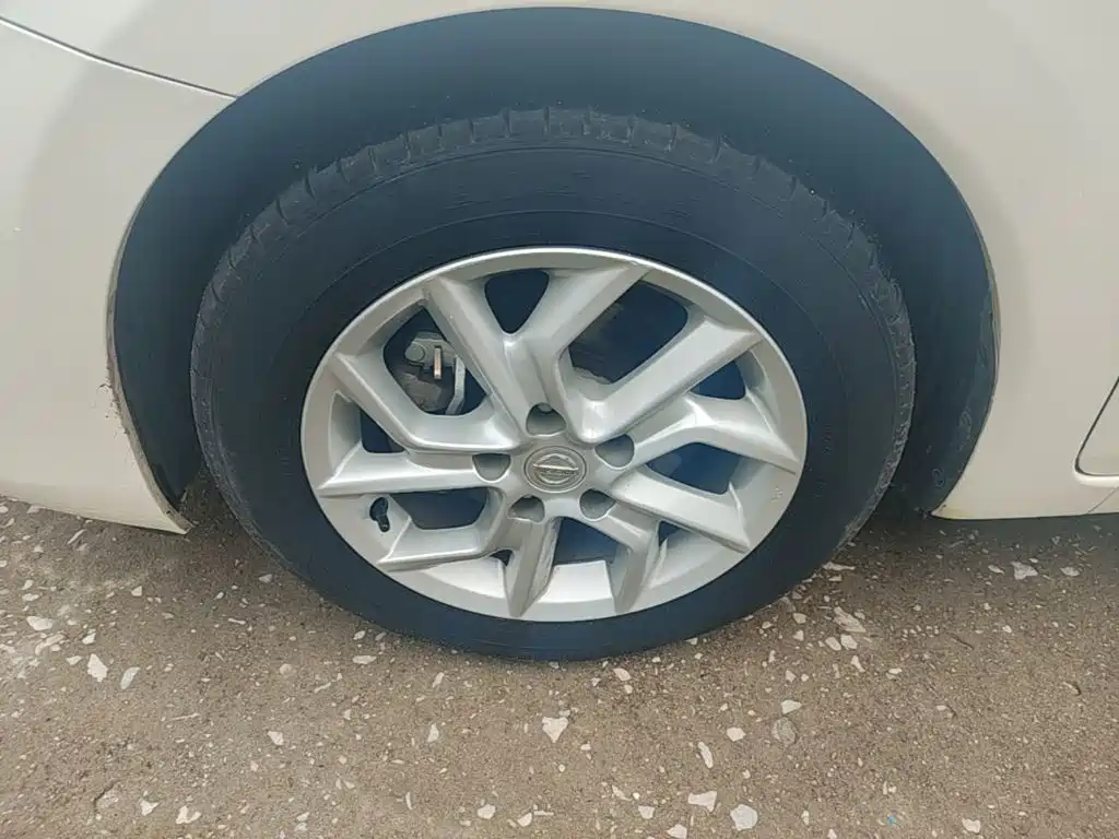 Nissan Tiida — миниатюра 23