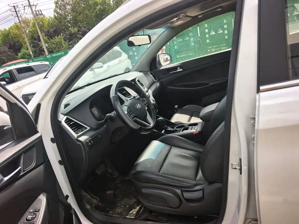 Hyundai Tucson — миниатюра 19