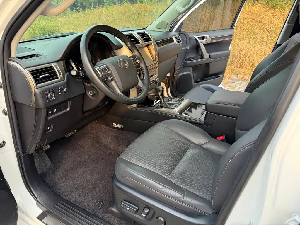 Lexus GX — миниатюра 11