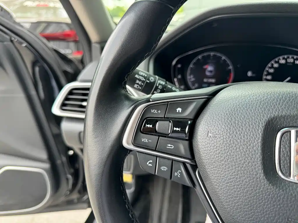 Honda Accord 2022 260TURBO Luxury