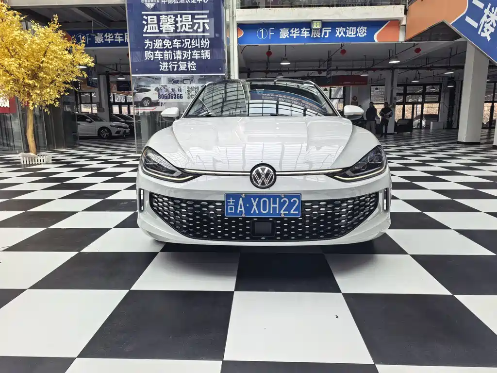 Volkswagen Lamando — миниатюра 2