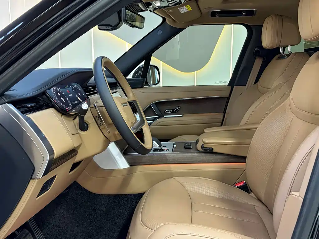 Land Rover Range Rover — миниатюра 17