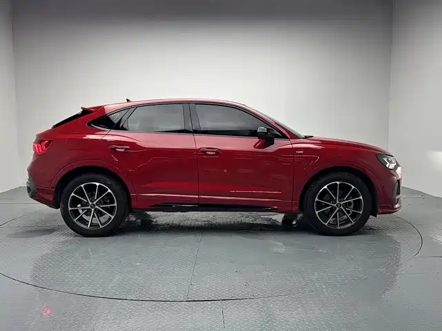 Audi Q3 Sportback — миниатюра 5