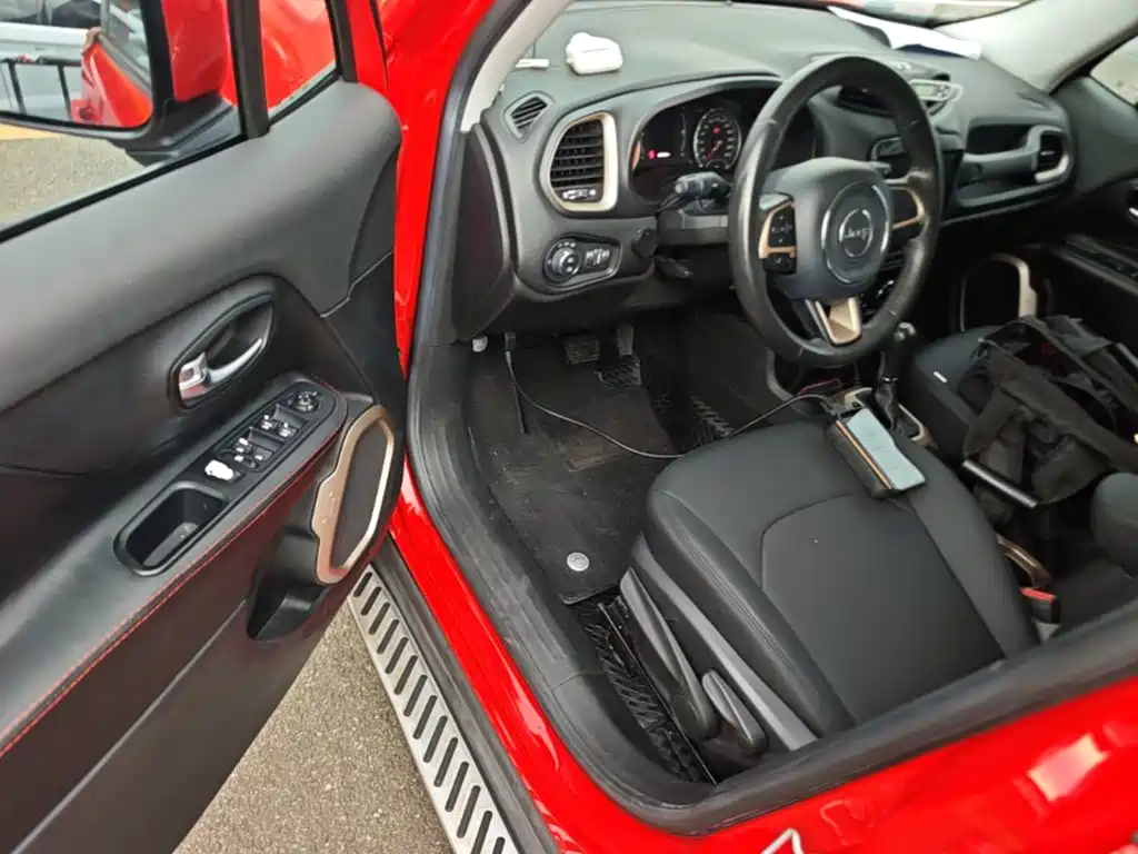 Jeep Renegade — миниатюра 16