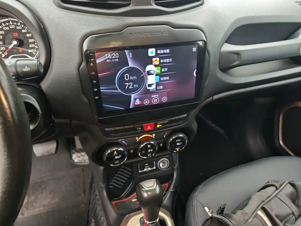 Jeep Renegade — миниатюра 13