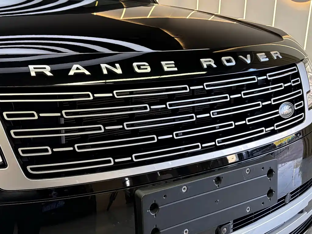 Land Rover Range Rover — миниатюра 5