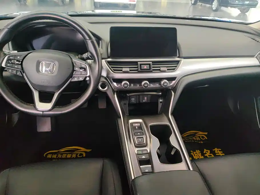 Honda Accord — миниатюра 12