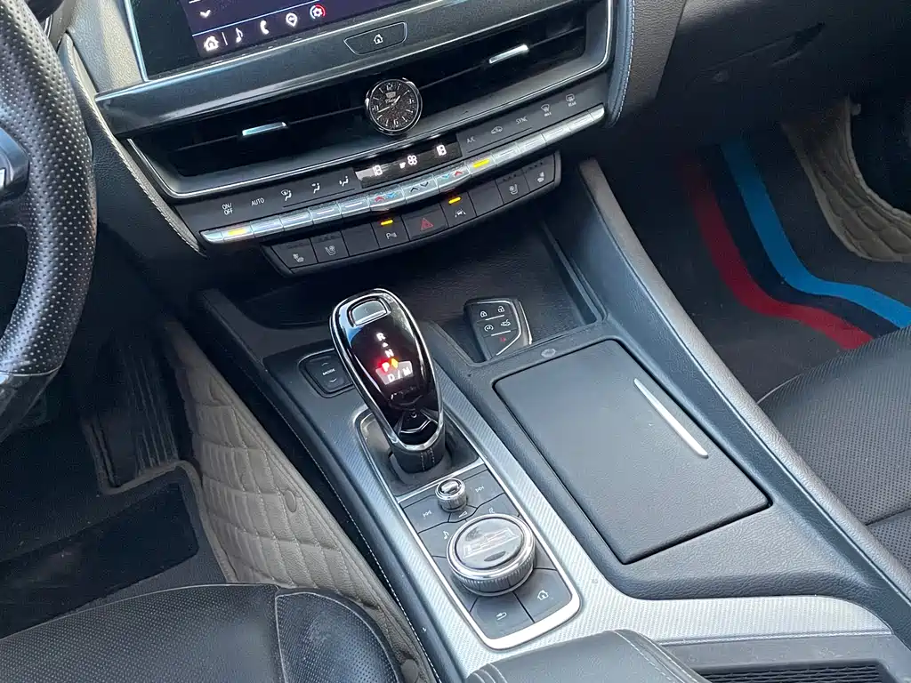 Cadillac CT5 — миниатюра 6
