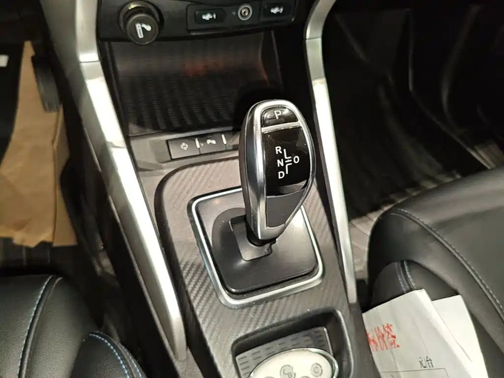 BYD Yuan EV — миниатюра 14