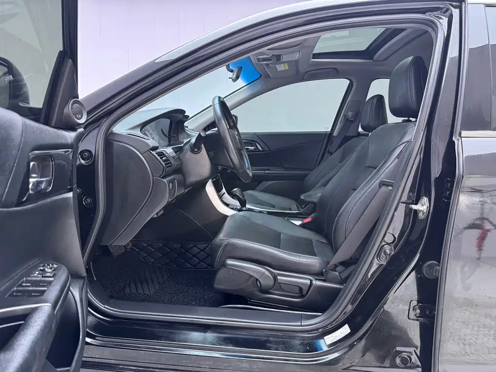 Honda Accord 2016 2.0L Elite