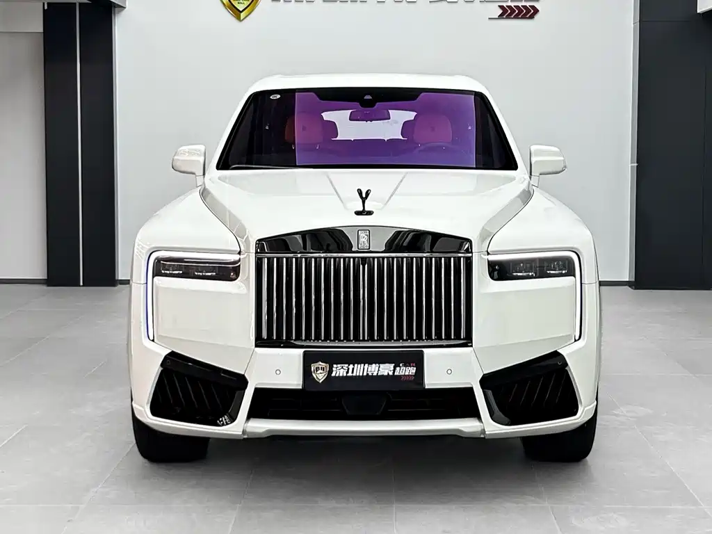 Rolls-Royce Cullinan — миниатюра 27