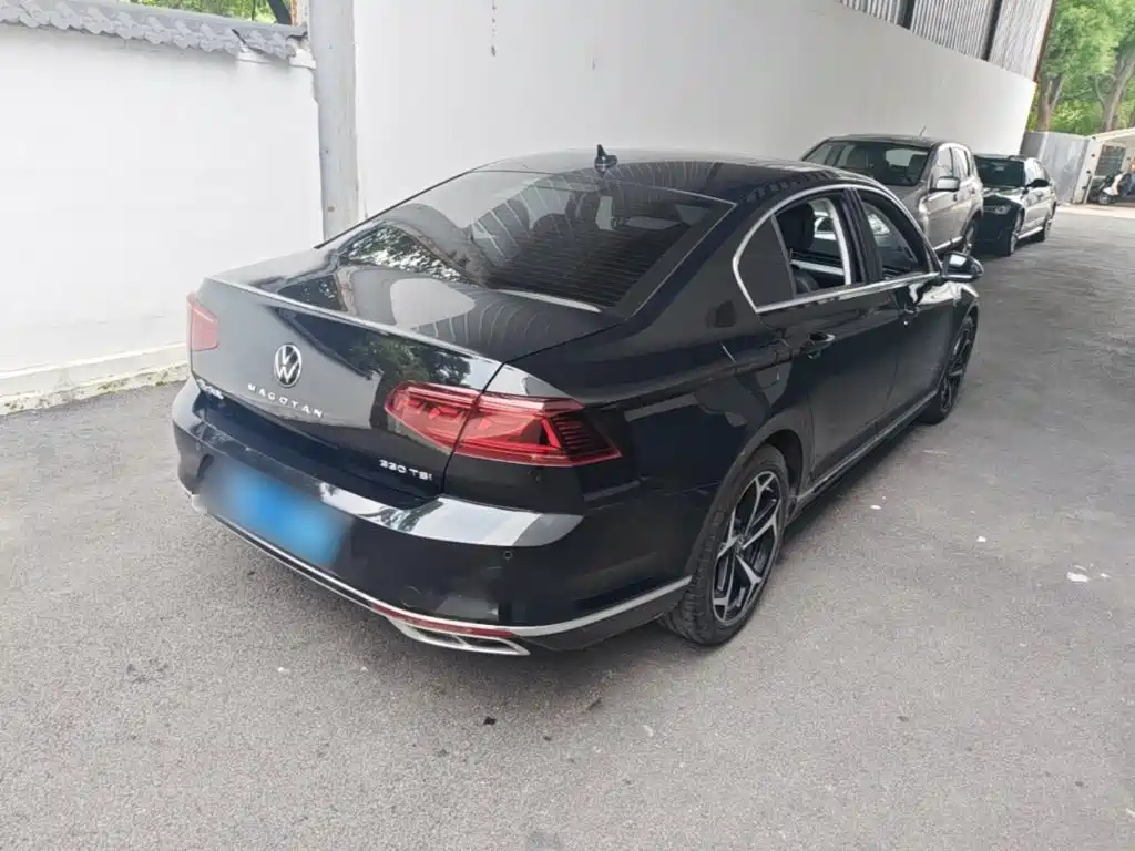 Volkswagen Magotan 2023 200 330TSI DSG Luxury