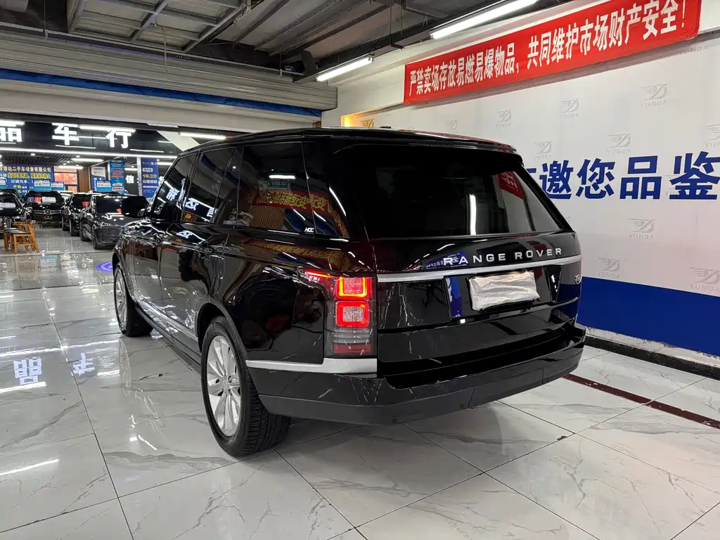Land Rover Range Rover — миниатюра 9