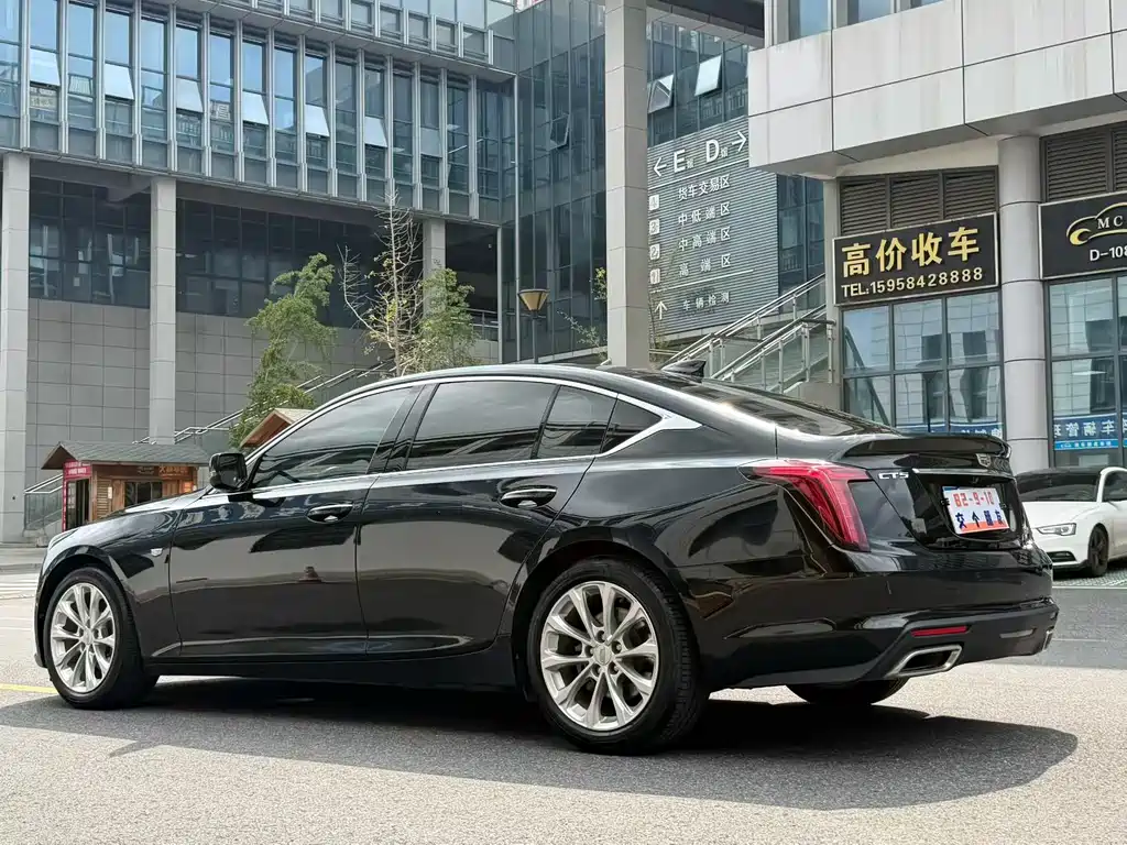 Cadillac CT5 — миниатюра 7