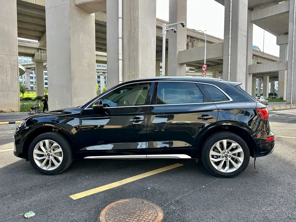 Audi Q5L — миниатюра 5