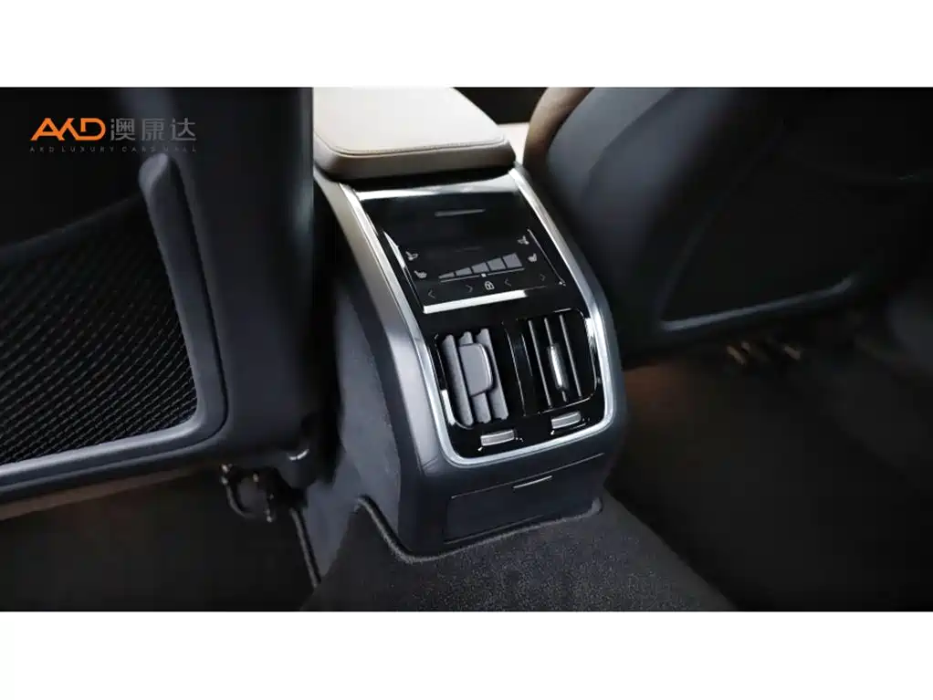 Volvo S90 — миниатюра 9