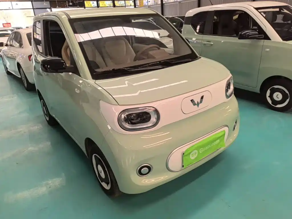 Wuling MINIEV — миниатюра 4