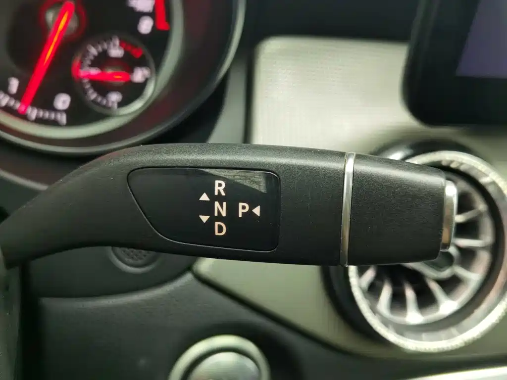 Mercedes-Benz CLA (Import) — миниатюра 13