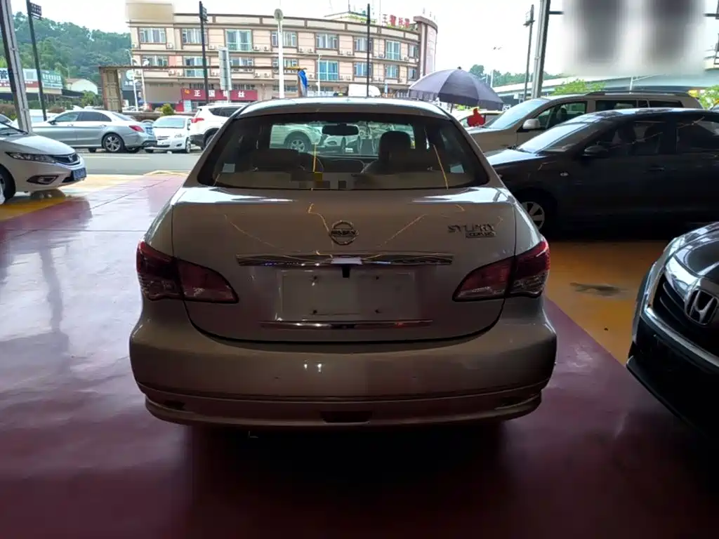 Nissan Sylphy — миниатюра 6