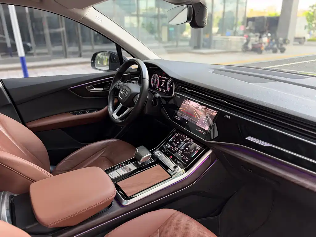 Audi Q7 — миниатюра 25