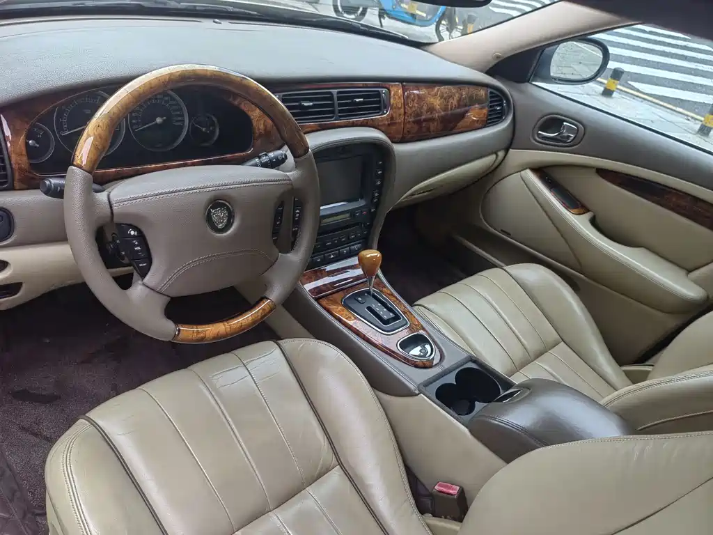 Jaguar S-TYPE — миниатюра 9