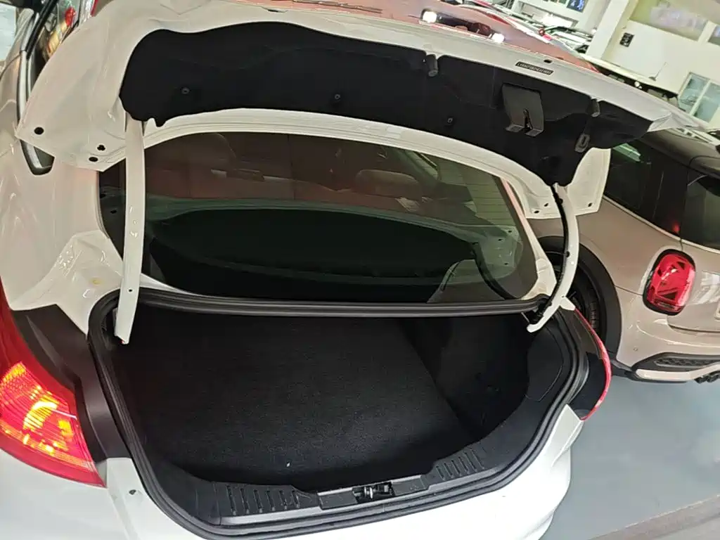 Ford Focus — миниатюра 19