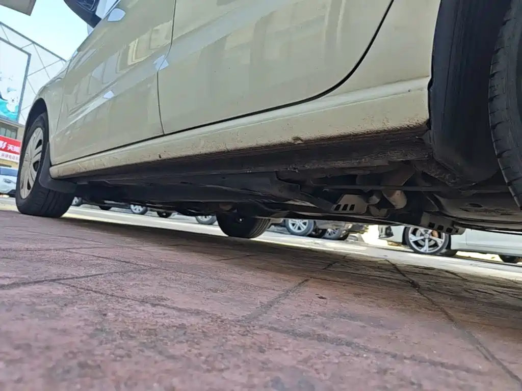 Volkswagen Polo — миниатюра 22