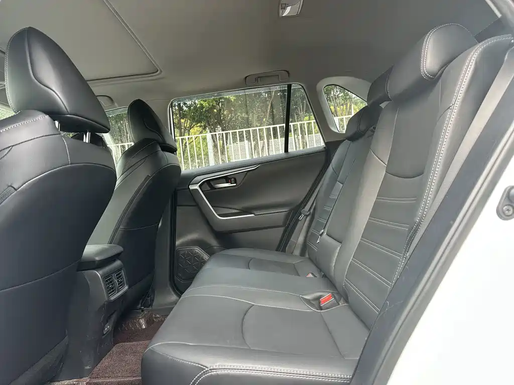 Toyota Wildlander — миниатюра 16