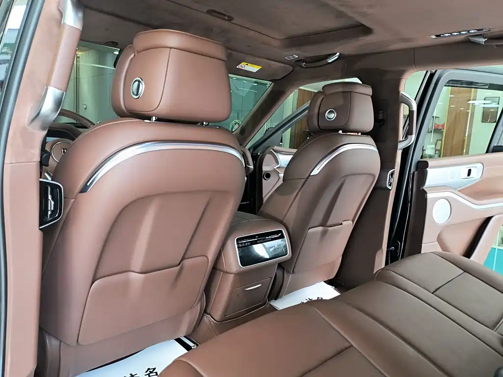 TANK TANK 700 NEW ENERGY