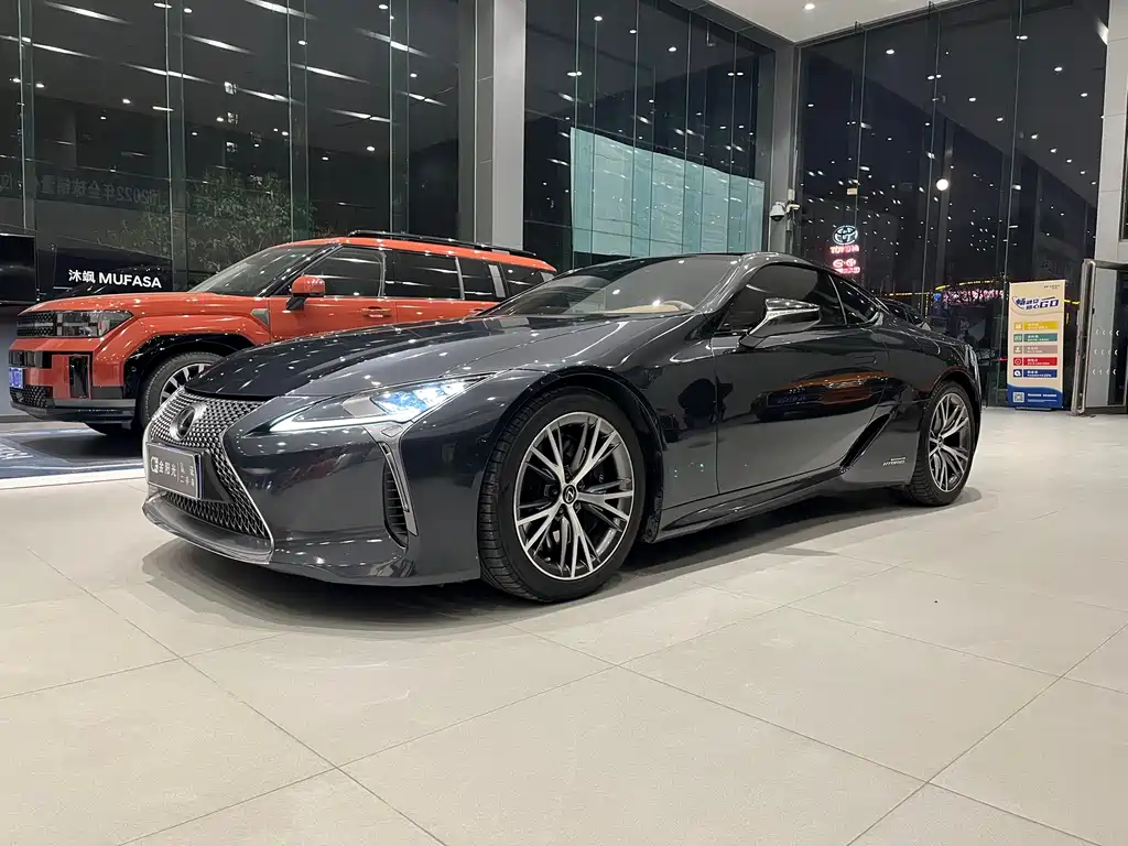LEXUS LC