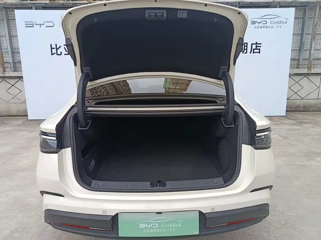 BYD Seal 07 DM-i — миниатюра 17